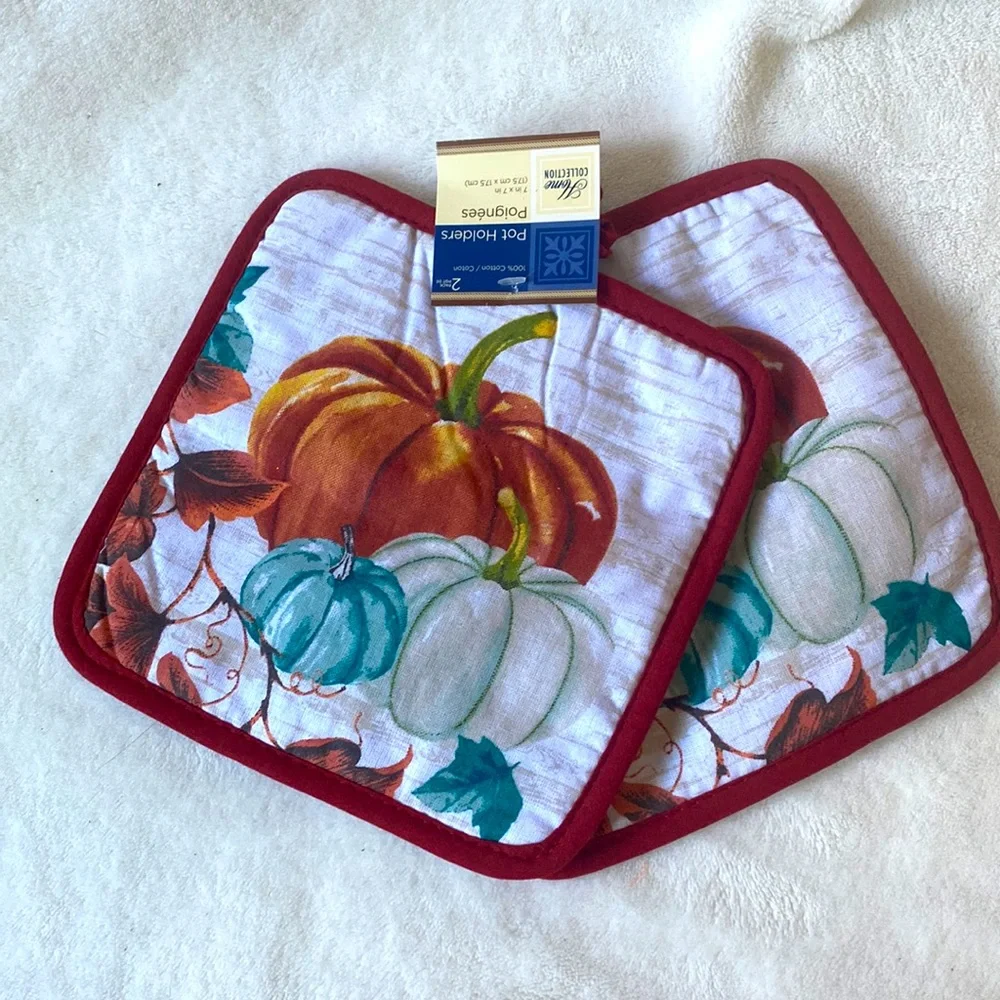 Gather Themed Thanksgiving Pumpkin Kitchen Linen Bundle